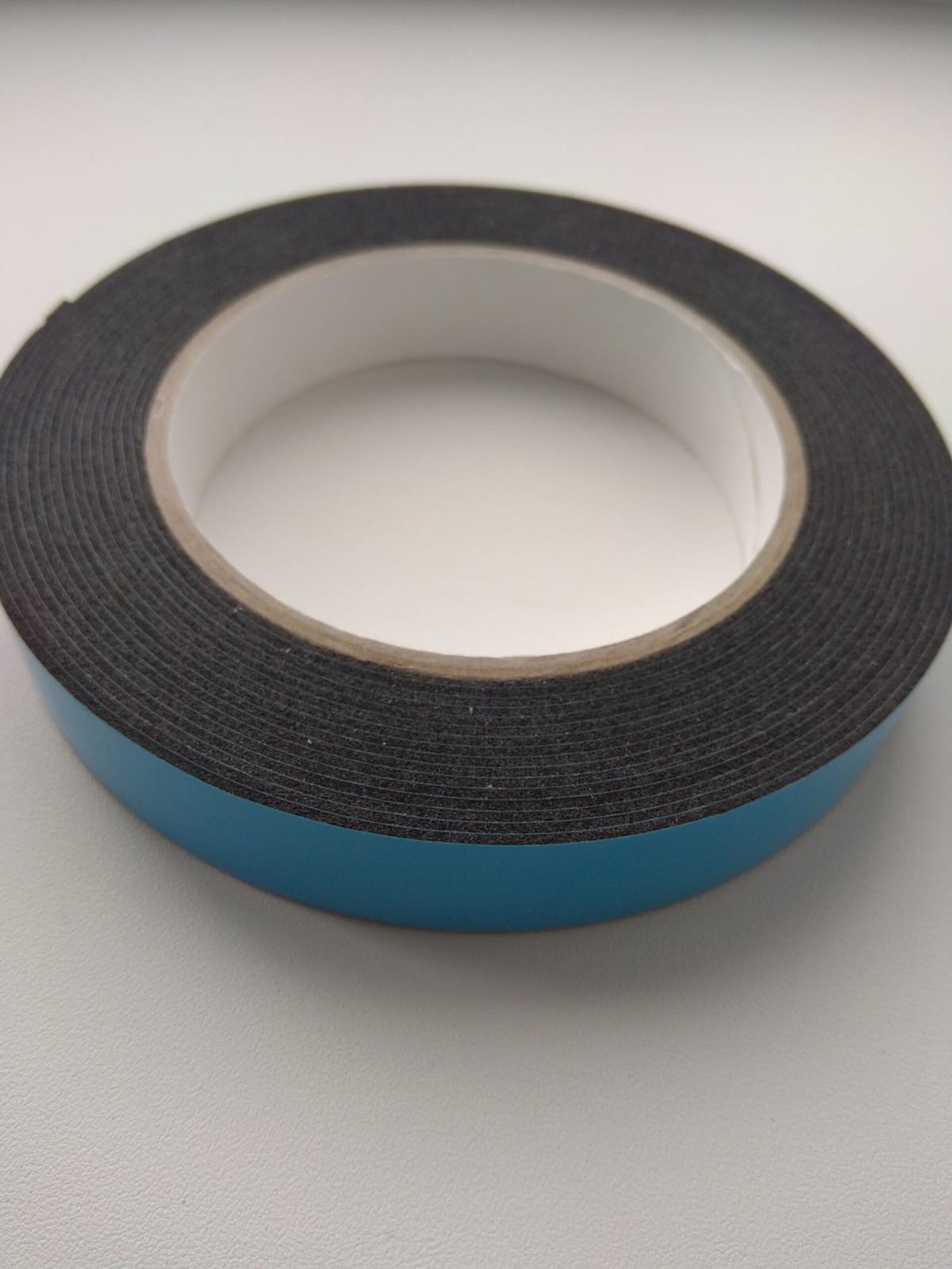 Автомобільна спінена стрічка двостороння